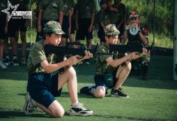 體驗(yàn)軍旅夏令營(yíng)收費(fèi)多少？揭秘你需要準(zhǔn)備的預(yù)算！