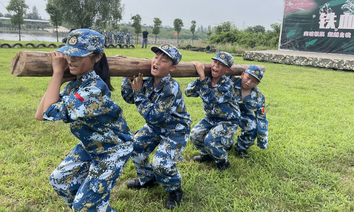 兒童軍旅體驗夏令營機(jī)構(gòu)推薦