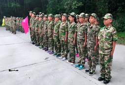 國內(nèi)軍事夏令營一般多少天？