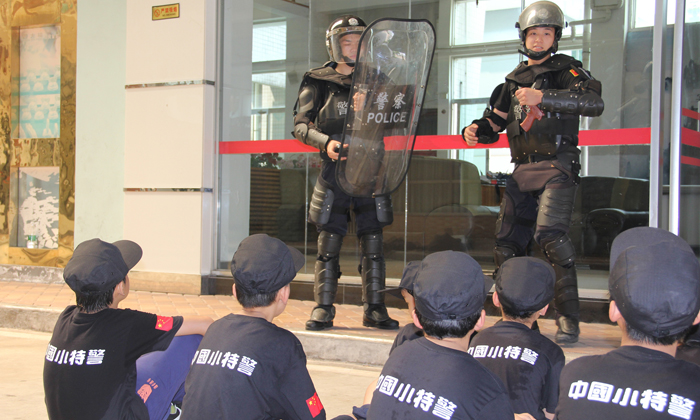 青少年警訓夏令營