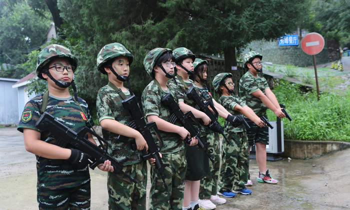 軍事夏令營(yíng)哪家專業(yè)