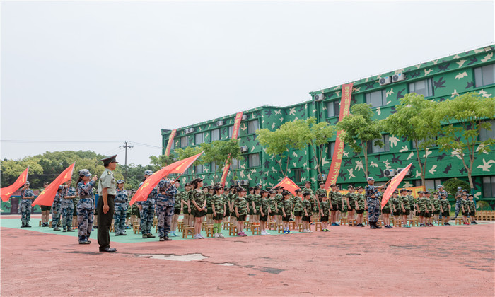 軍事夏令營(yíng)有哪些