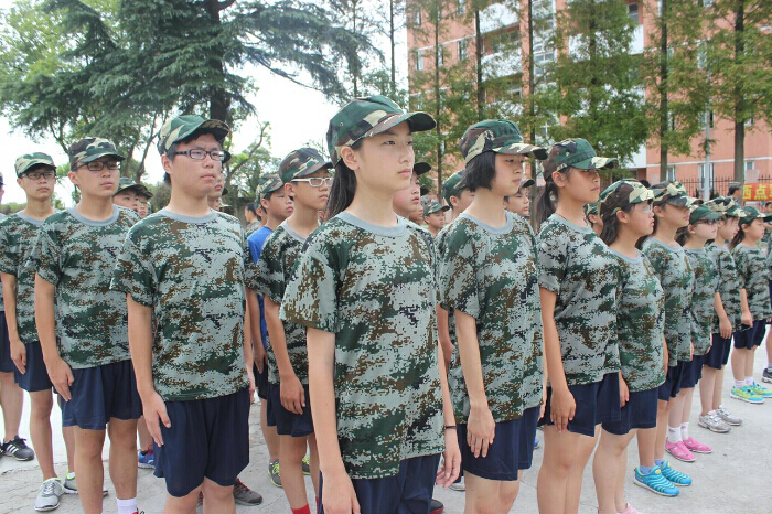 軍事夏令營讓孩子受到挫折不再害怕！.jpg