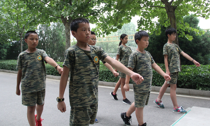 7天特戰(zhàn)軍事夏令營(yíng)