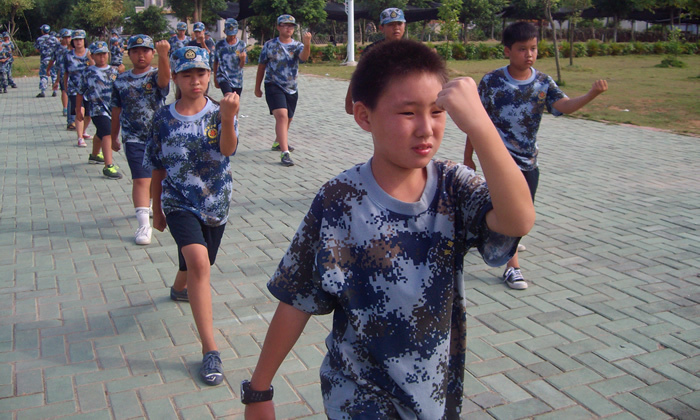 小學生軍事夏令營收費