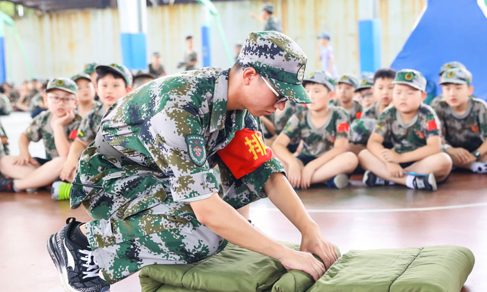 上海軍事化主題夏令營