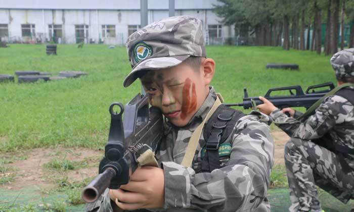 小學生軍事夏令營收費