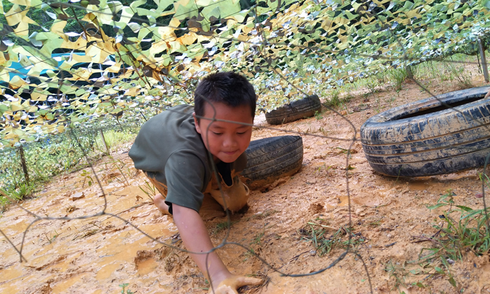 青少年軍訓訓練營