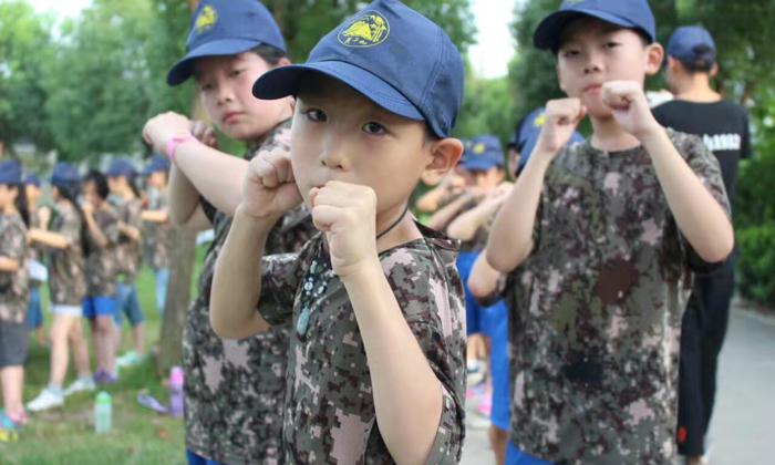 7天軍事夏令營什么價(jià)格