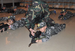 參加軍事青少年夏令營是改善孩子行為習(xí)慣的好機(jī)會！