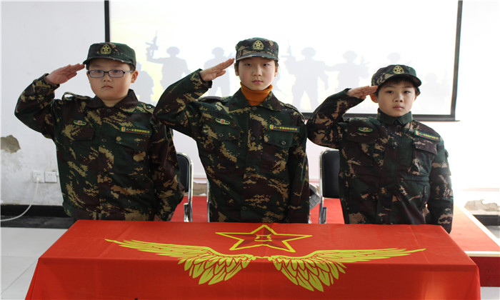 軍事夏令營.jpg