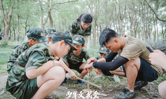 軍事夏令營(yíng)報(bào)名哪家好