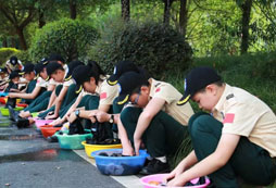 多大的孩子適合參加軍事夏令營？