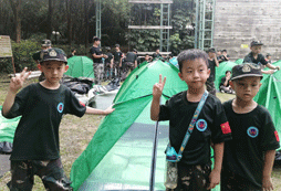 暑期軍事夏令營(yíng)鍛煉孩子自力更生能力