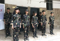軍旅題材夏令營是一項很有意義的暑期活動！