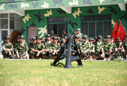 軍訓(xùn)夏令營(yíng)報(bào)名哪家好？專業(yè)機(jī)構(gòu)一覽