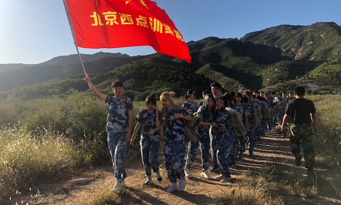 軍訓(xùn)夏令營(yíng)有哪些