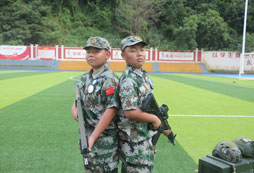 孩子參加軍訓夏令營安全嗎？
