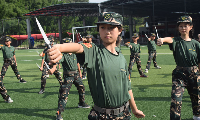 軍訓(xùn)夏令營機(jī)構(gòu)推薦