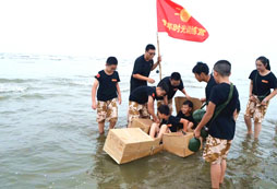 小孩去軍訓(xùn)夏令營(yíng)好不好
