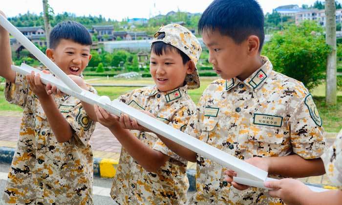 軍訓(xùn)夏令營去哪里好