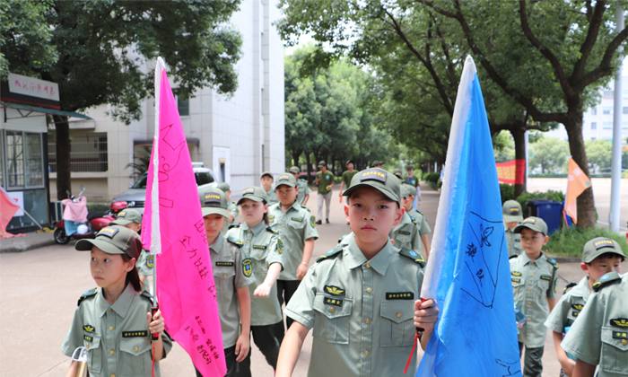 軍訓(xùn)夏令營哪家好
