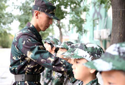 孩子參加軍訓(xùn)夏令營(yíng)有哪些收獲