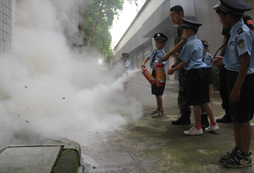 參加廣州警訓(xùn)夏令營要攜帶的物品有哪些？