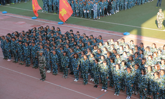 進(jìn)行軍事強(qiáng)化訓(xùn)練活動(dòng)