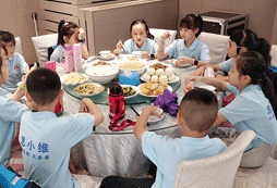 健康飲食，保證營(yíng)養(yǎng)均衡