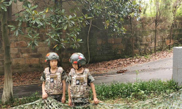 康定青少年軍事夏令營