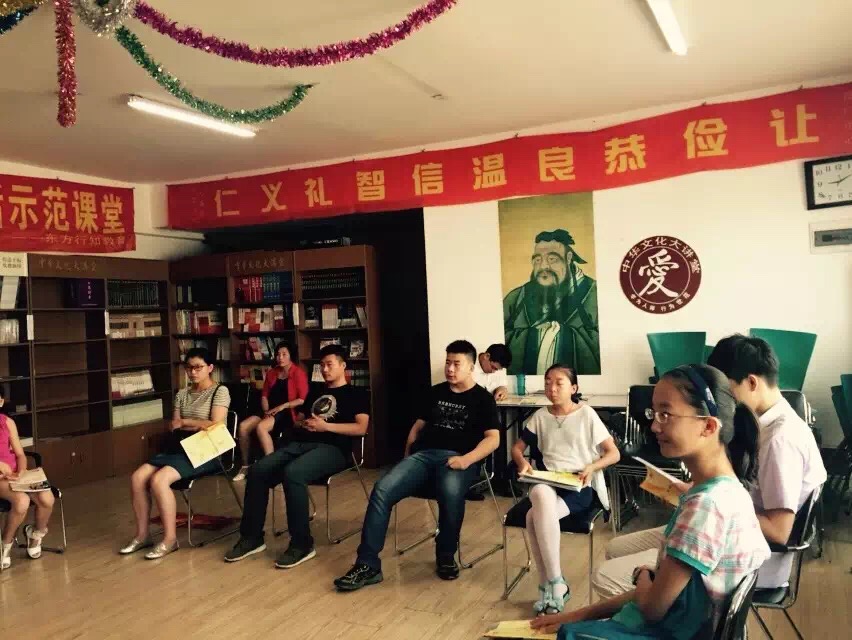參加康慶軍事夏令營激發(fā)孩子對生活的熱愛