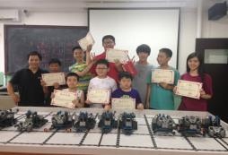 青少年為什么選擇科技夏令營