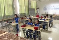 有科技與英語相互結(jié)合的夏令營嗎？