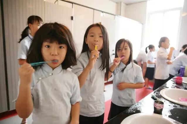 參加孔子禮儀夏令營讓孩子做國學(xué)的傳播者