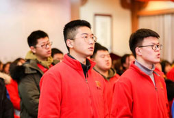 讓孔子禮儀文化學(xué)校跟孩子一起學(xué)習(xí)國學(xué)文化