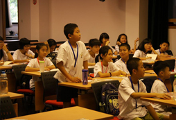 參加口才夏令營激發(fā)孩子潛在能力