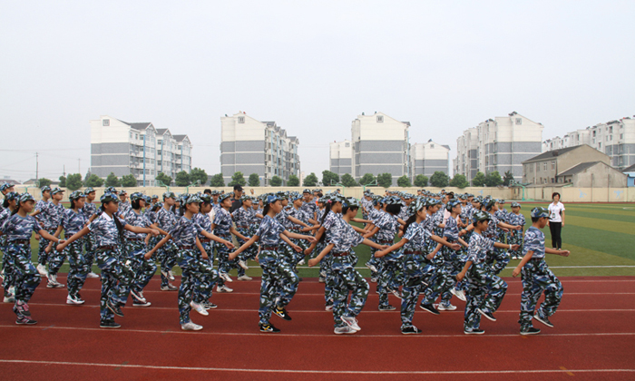 新疆軍事7-7.jpg