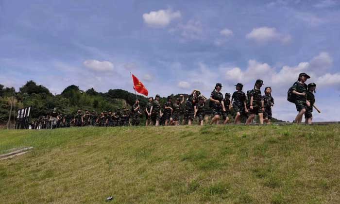 軍事拉練