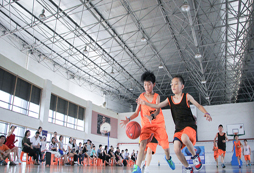 中學(xué)生籃球夏令營對青少年成長的幫助