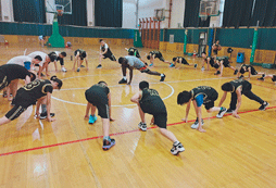 籃球夏令營女孩能參加嗎