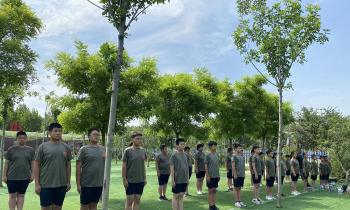 站軍姿