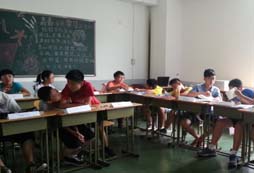 遼寧青少年夏令營解決孩子學(xué)習(xí)英語的困難
