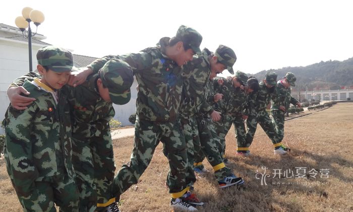 領(lǐng)袖軍事夏令營