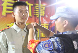 青少年暑假參加領(lǐng)袖夏令營活動(dòng)怎么樣？