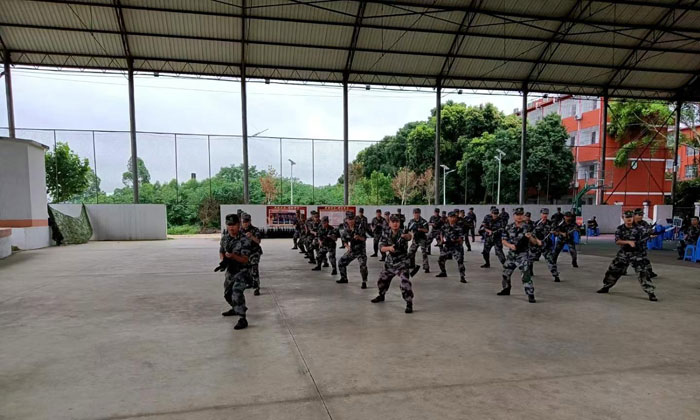 柳州軍訓(xùn)夏令營有哪些