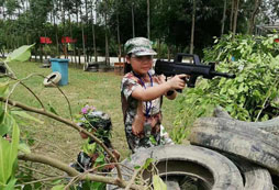 暑假柳州附近哪里有青少年參加的軍事夏令營？