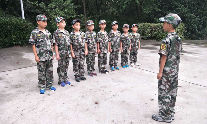 溧陽(yáng)軍事夏令營(yíng)多少錢(qián)