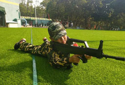 在校小學(xué)生適合參加勵(lì)志軍事夏令營？