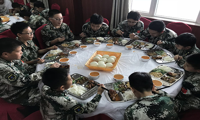晚餐